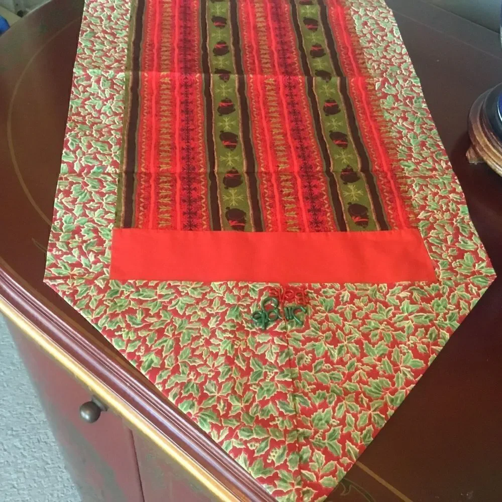 Handmade Holiday Runner NWOT